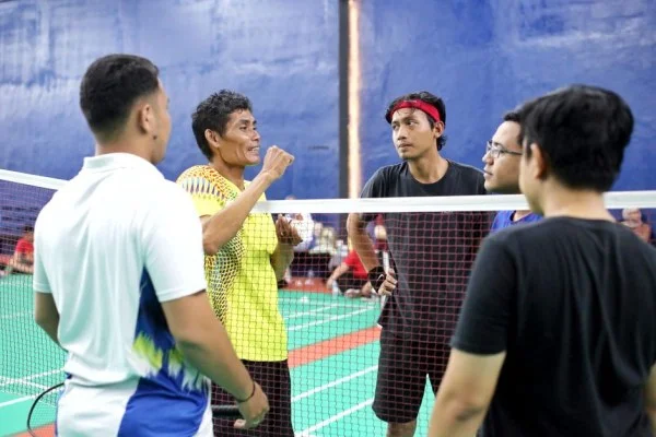 中国羽毛球大师赛男双决赛梁伟铿王昶强势夺冠见证国羽新高度